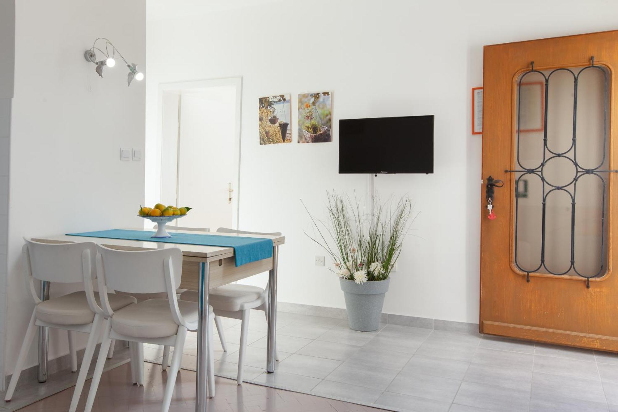 Apartments Marilka Podgora Luaran gambar